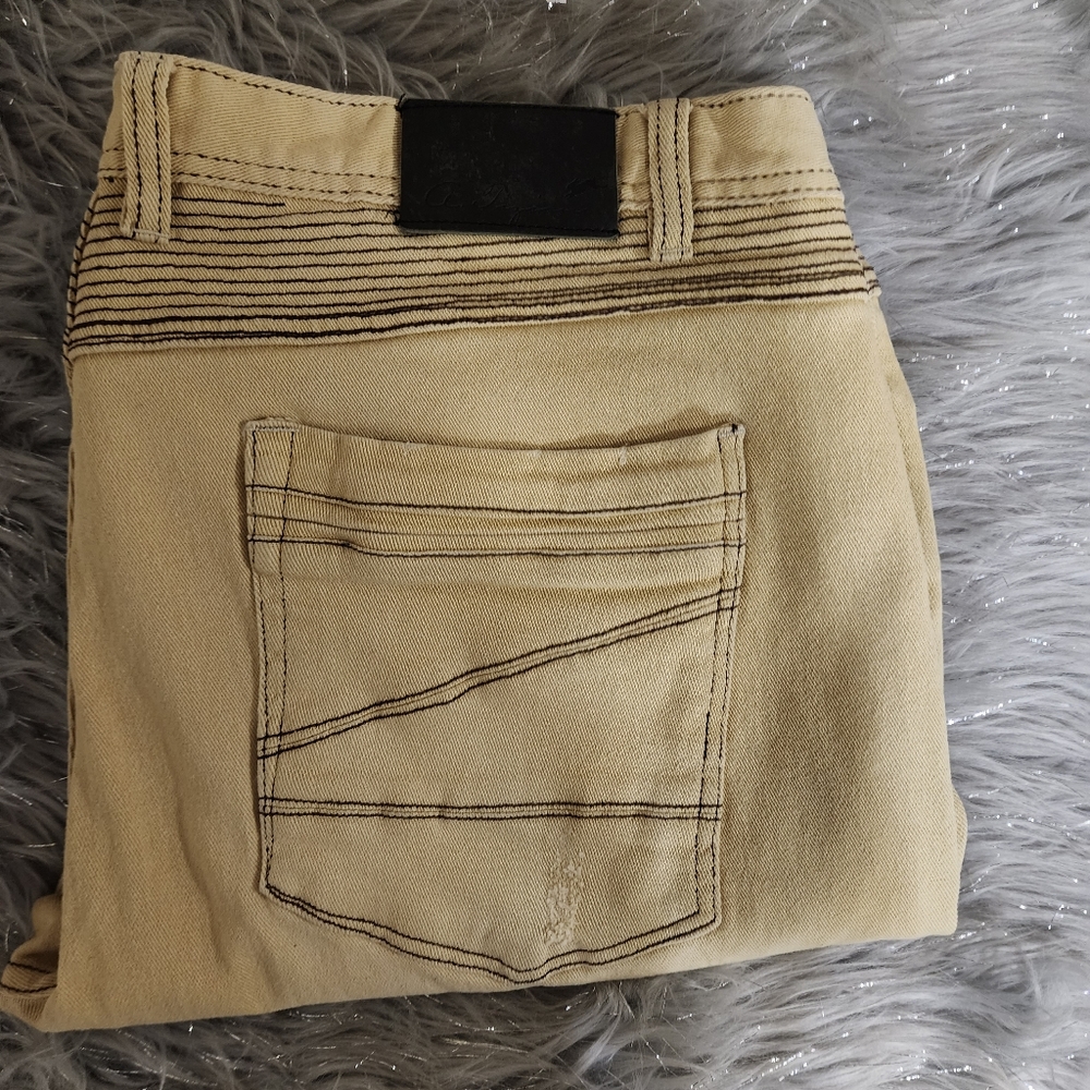 A. TIZIANO Jeans